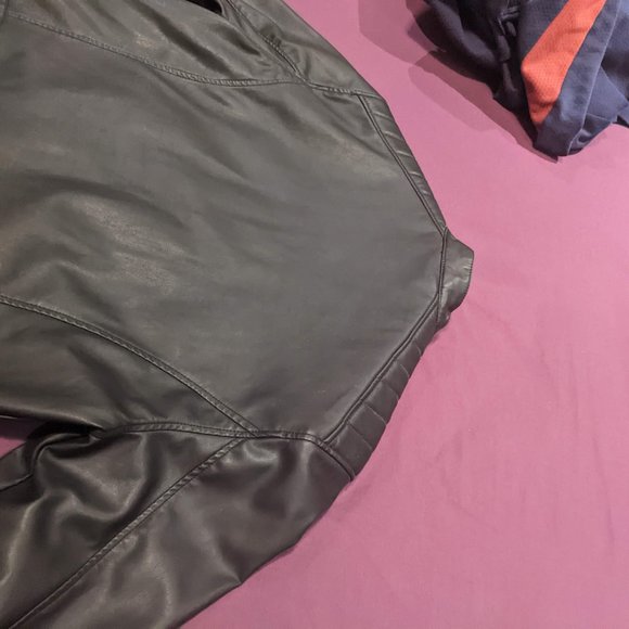 Men's Urban Black Leather Jacket (L/G) - Picture 10 of 12